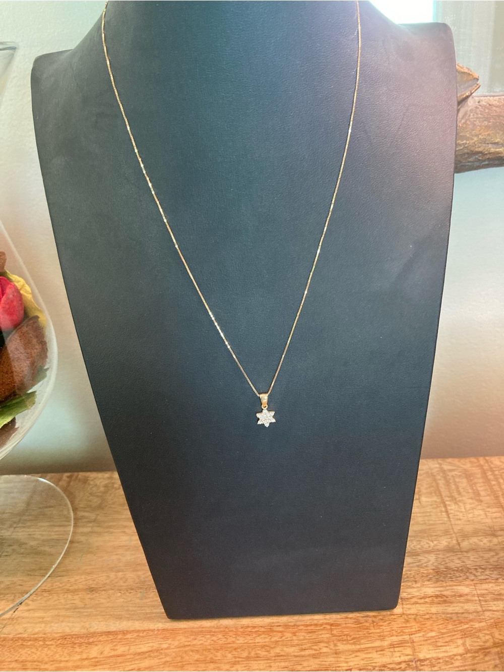 14 Kt Yellow Gold Star Pendant